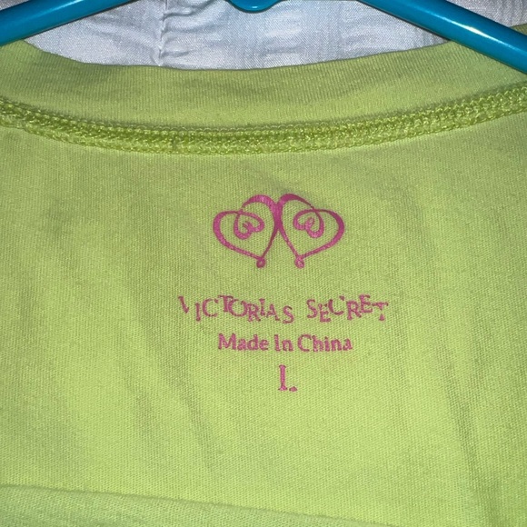 Victoria’s Secret Sleep Set Pucker Up - Picture 4 of 15